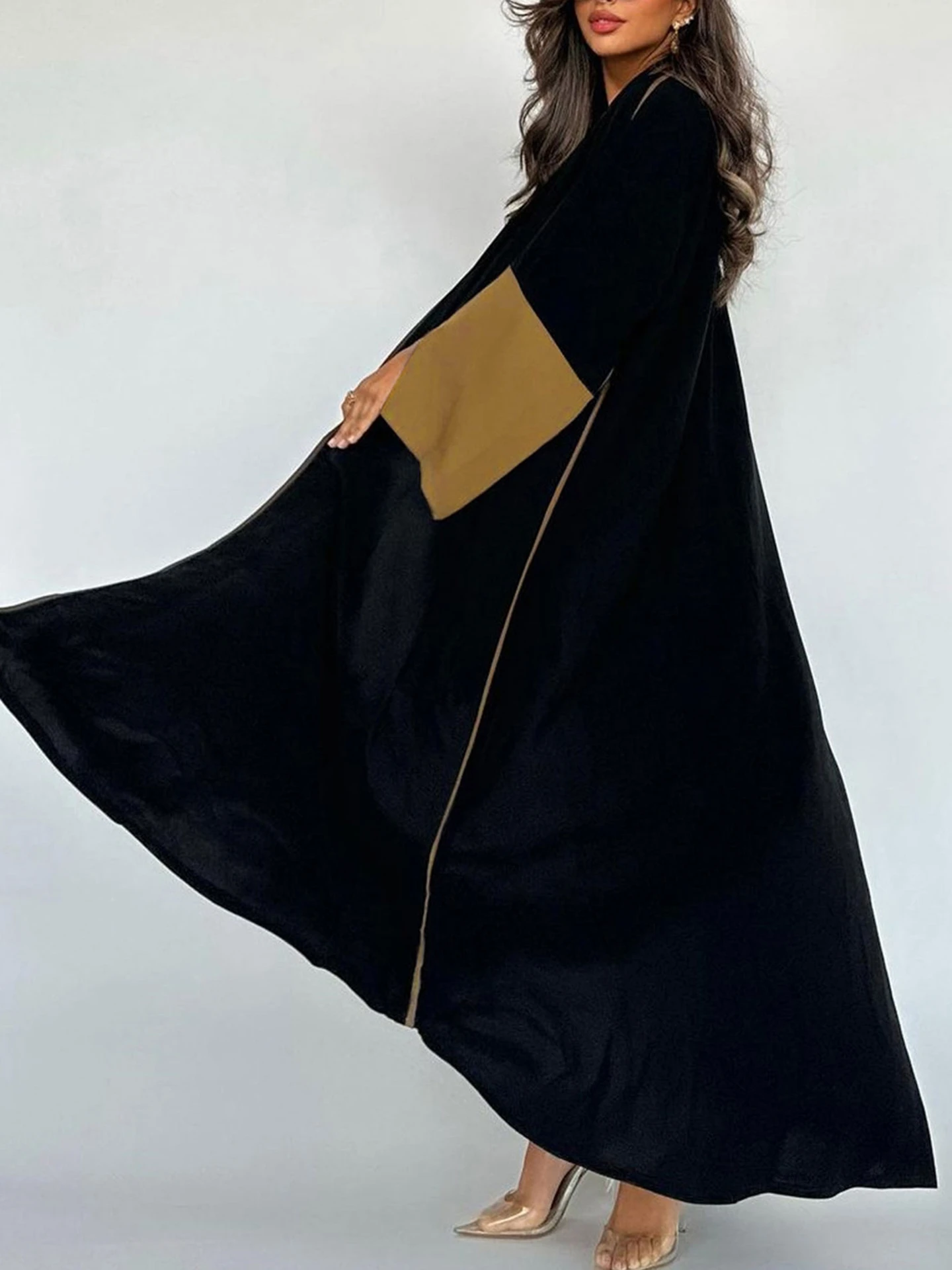 عباية نسائية لامعة مفتوحة main image 1