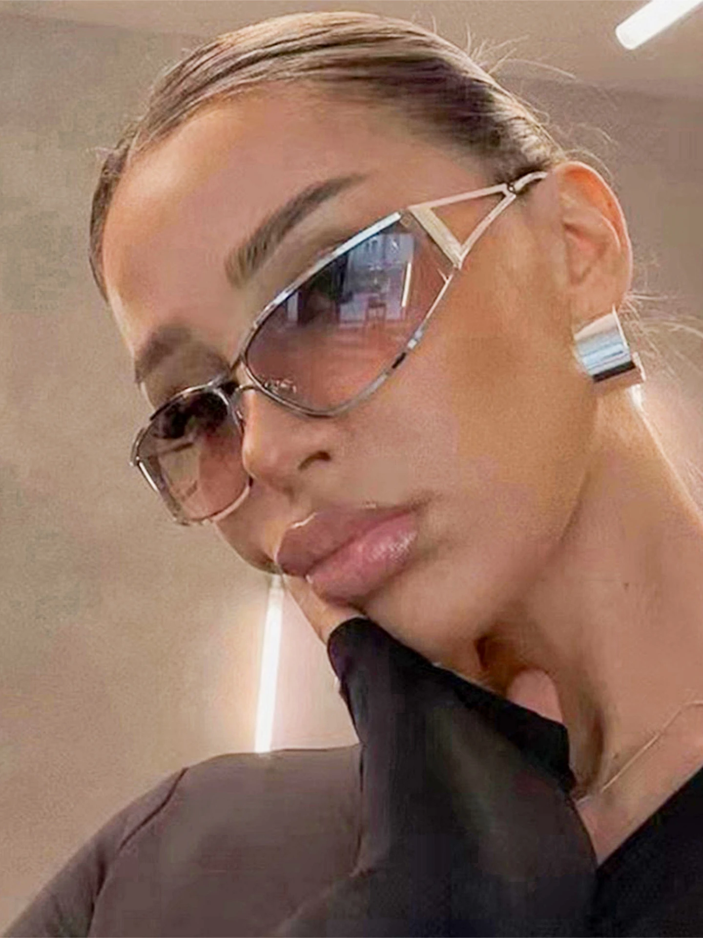 نظارات شمسية نسائية